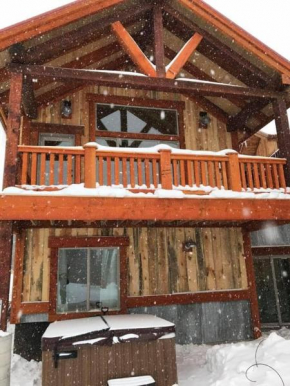 Kussy Chalet At Terry Peak Lead
